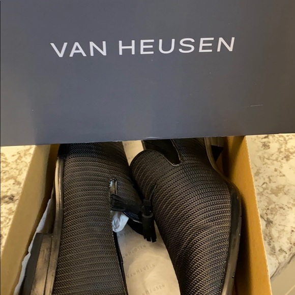Van Heusen slide ons - Picture 3 of 3